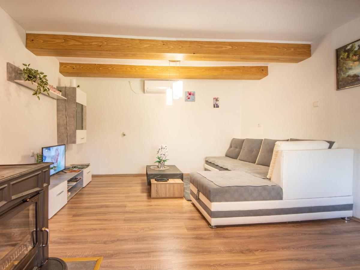 Holiday Home Tina By Interhome Tounj Bagian luar foto